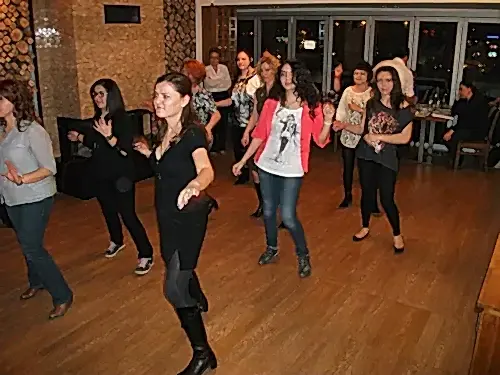 Mürüvvet Line Dance - 4. Fotoğraf Mürüvvet Line Dance - 4. Fotoğraf