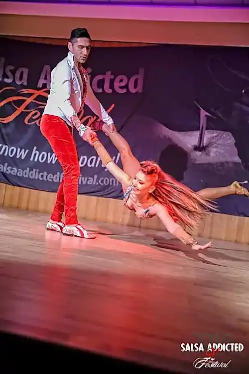 Crypto Dans Stüdyosu