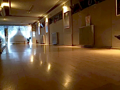 Crypto Dans Stüdyosu