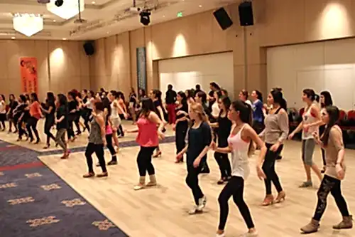 Crypto Dans Stüdyosu - 3. Fotoğraf