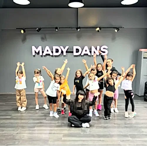 Mady Dans ve Bale