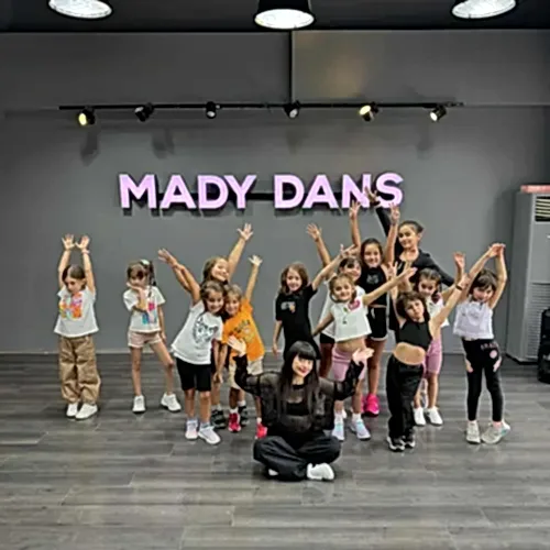 Mady Dans ve Bale